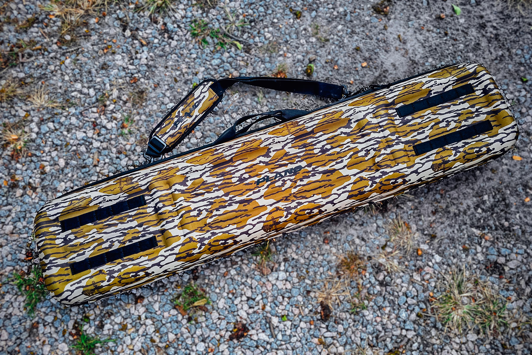 Plano diverge shotgun case