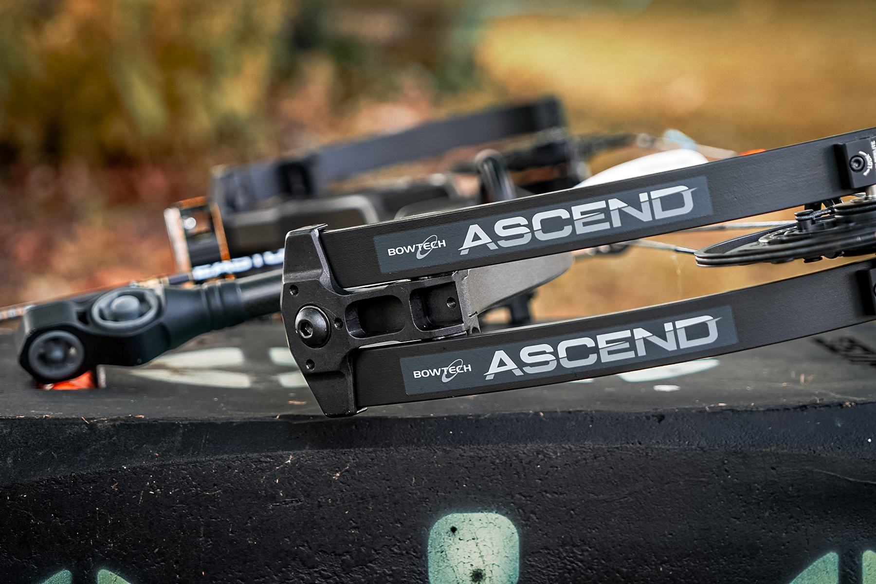 Bowtech Ascend bottom riser