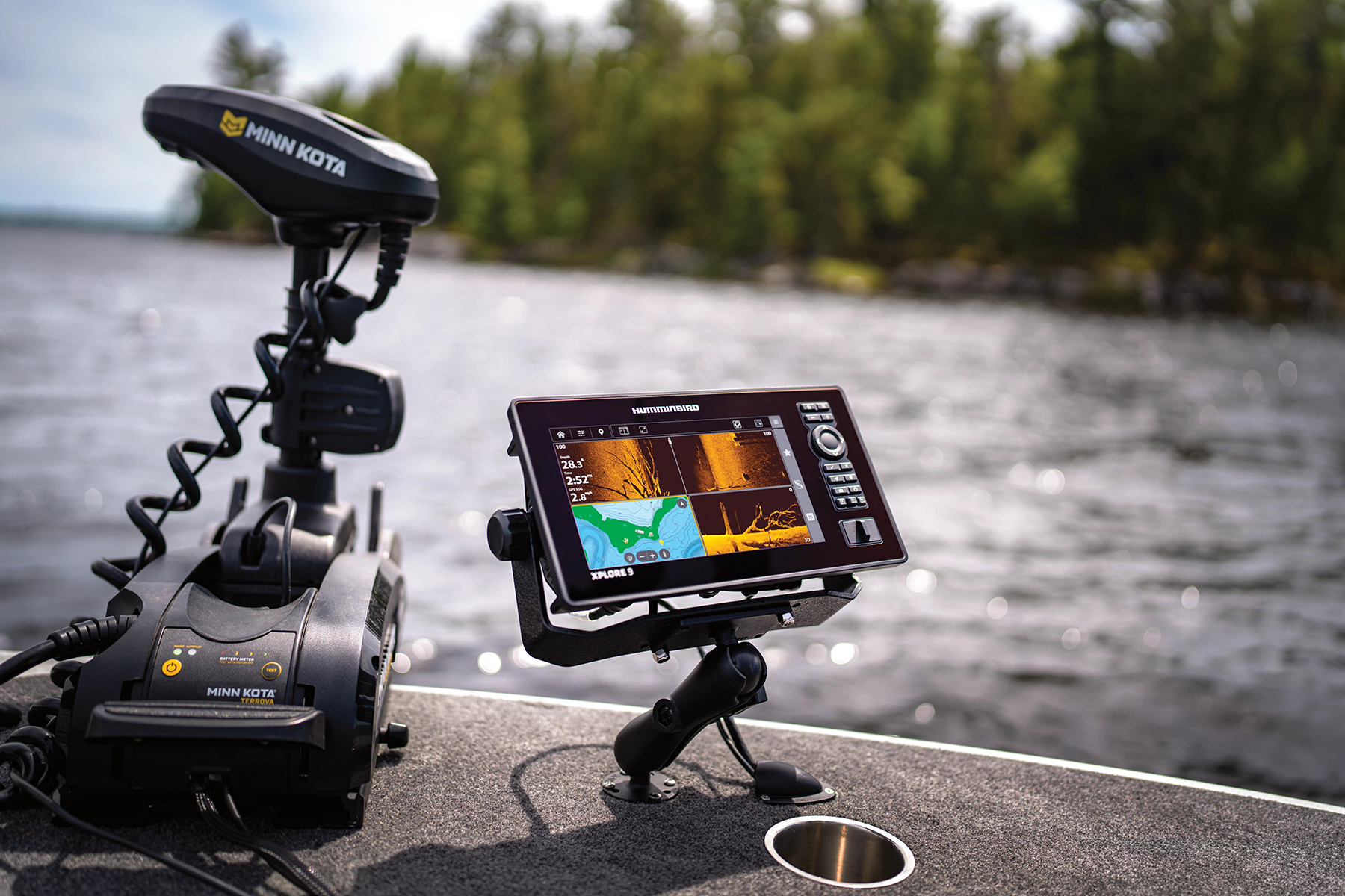 Humminbird XPLORE 12-inch Fish Finder