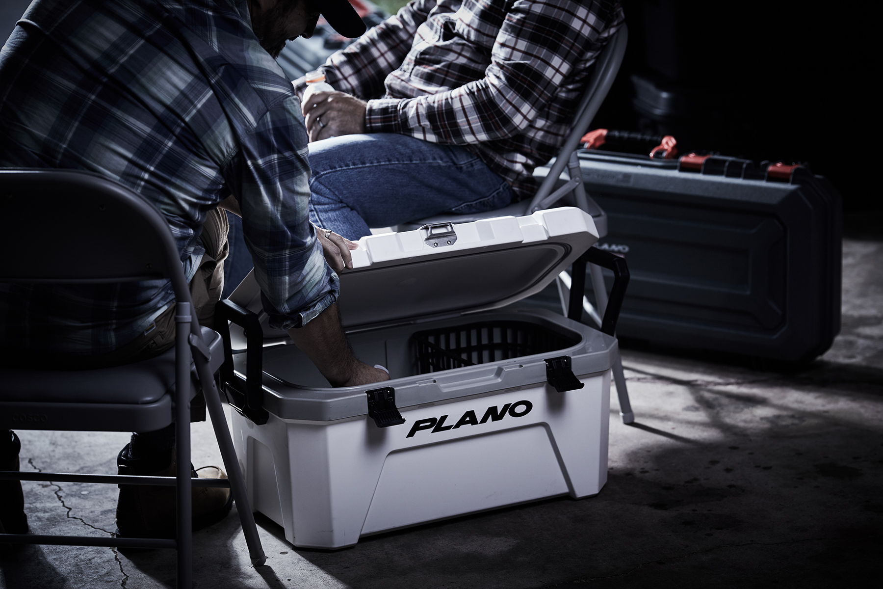 Plano FROST Cooler - 30 liter size