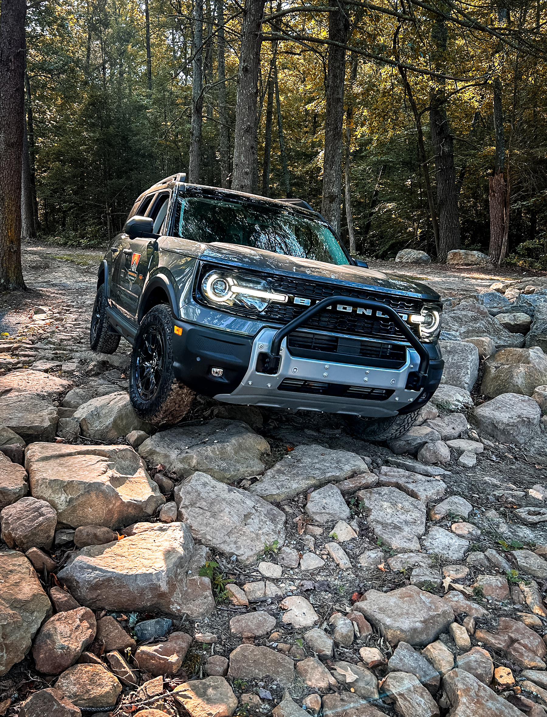 Ford Broncos driving off road