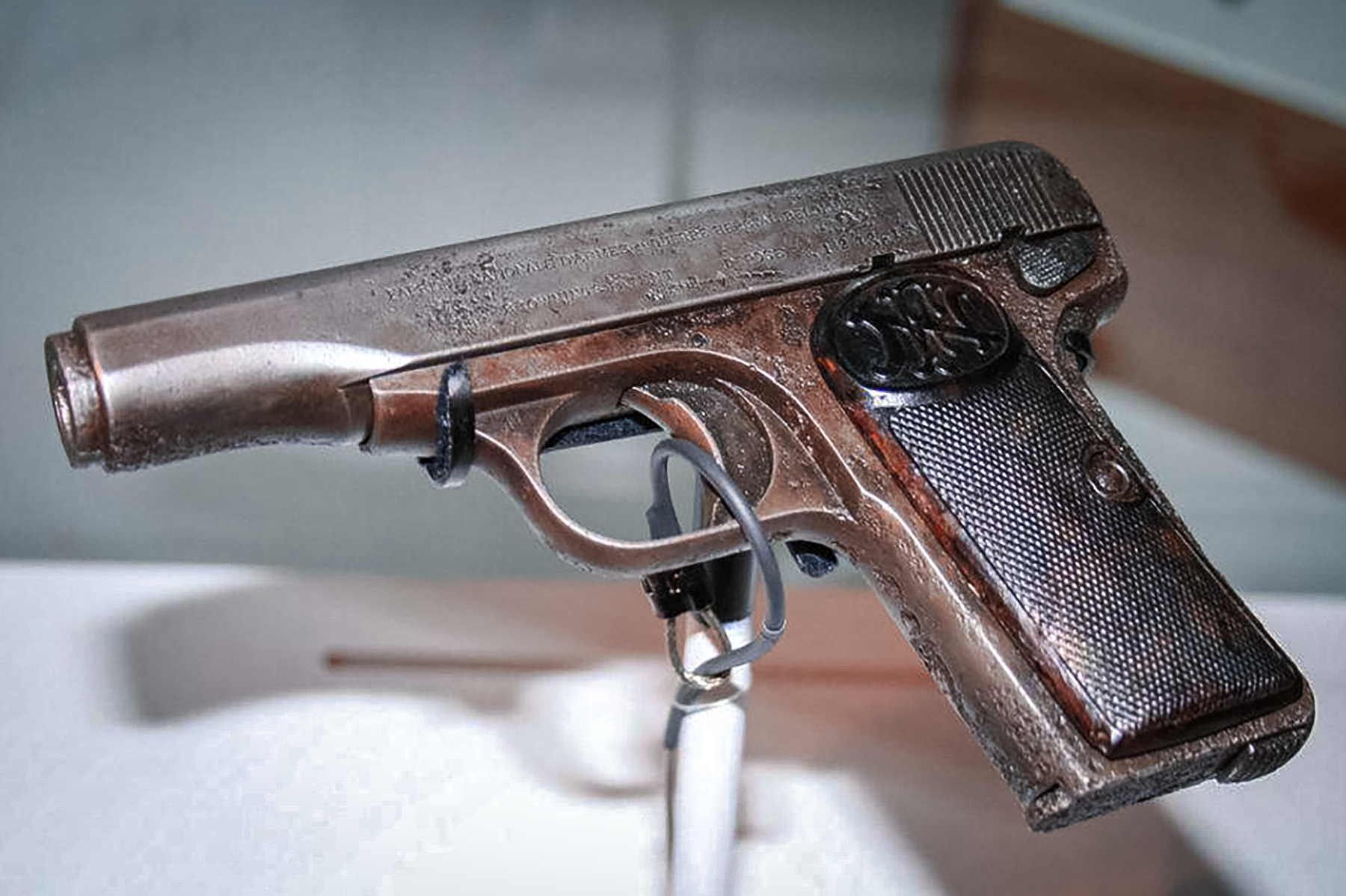 FN M1910 pistol