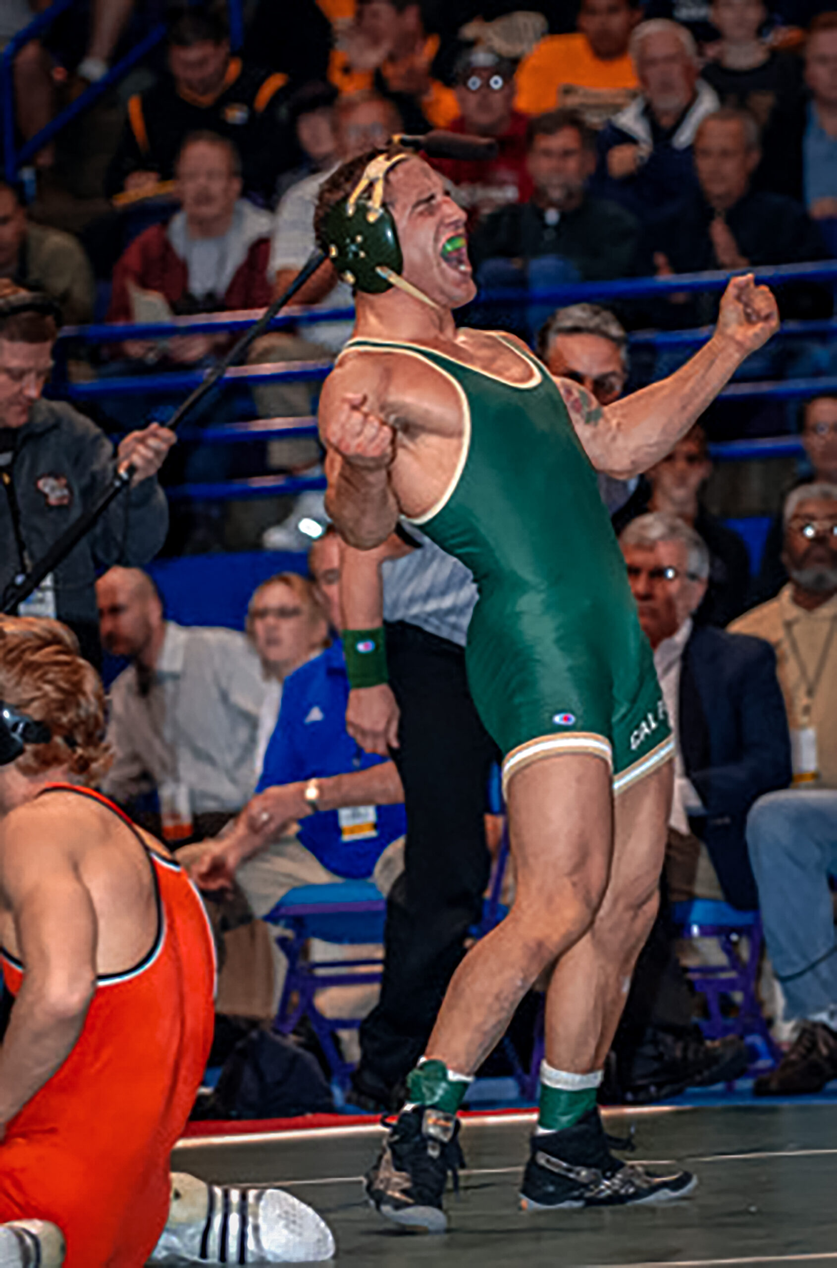 Chad Mendes wrestling