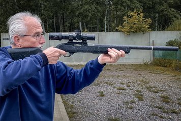 Ruger 10/22 Carbon Fiber + SilencerCo Switchback: Gun Review