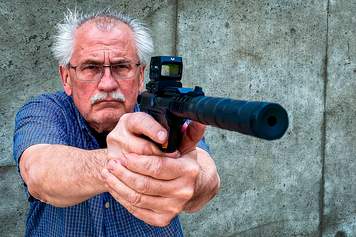 Newest Ruger Mark IV 22/45 Lite Rimfire Pistol: Range Test