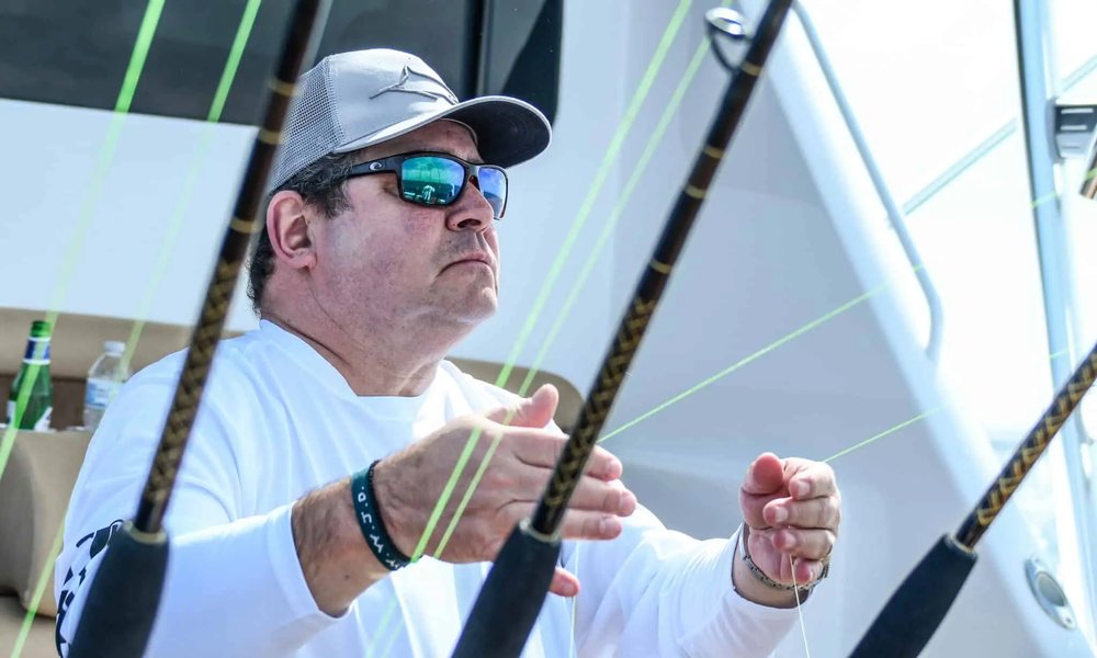 Chef Emeril Lagasse Goes Kite Fishing