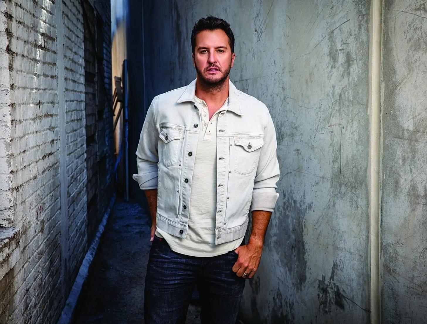 Luke Bryan – ‘Tis Always the Season
