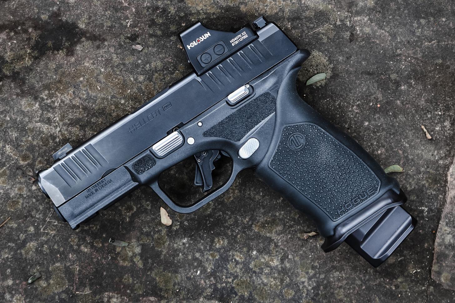 LTT Hellcat Pro with red dot