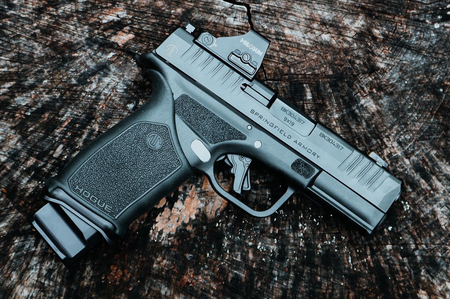 LTT Hellcat Pro with red dot