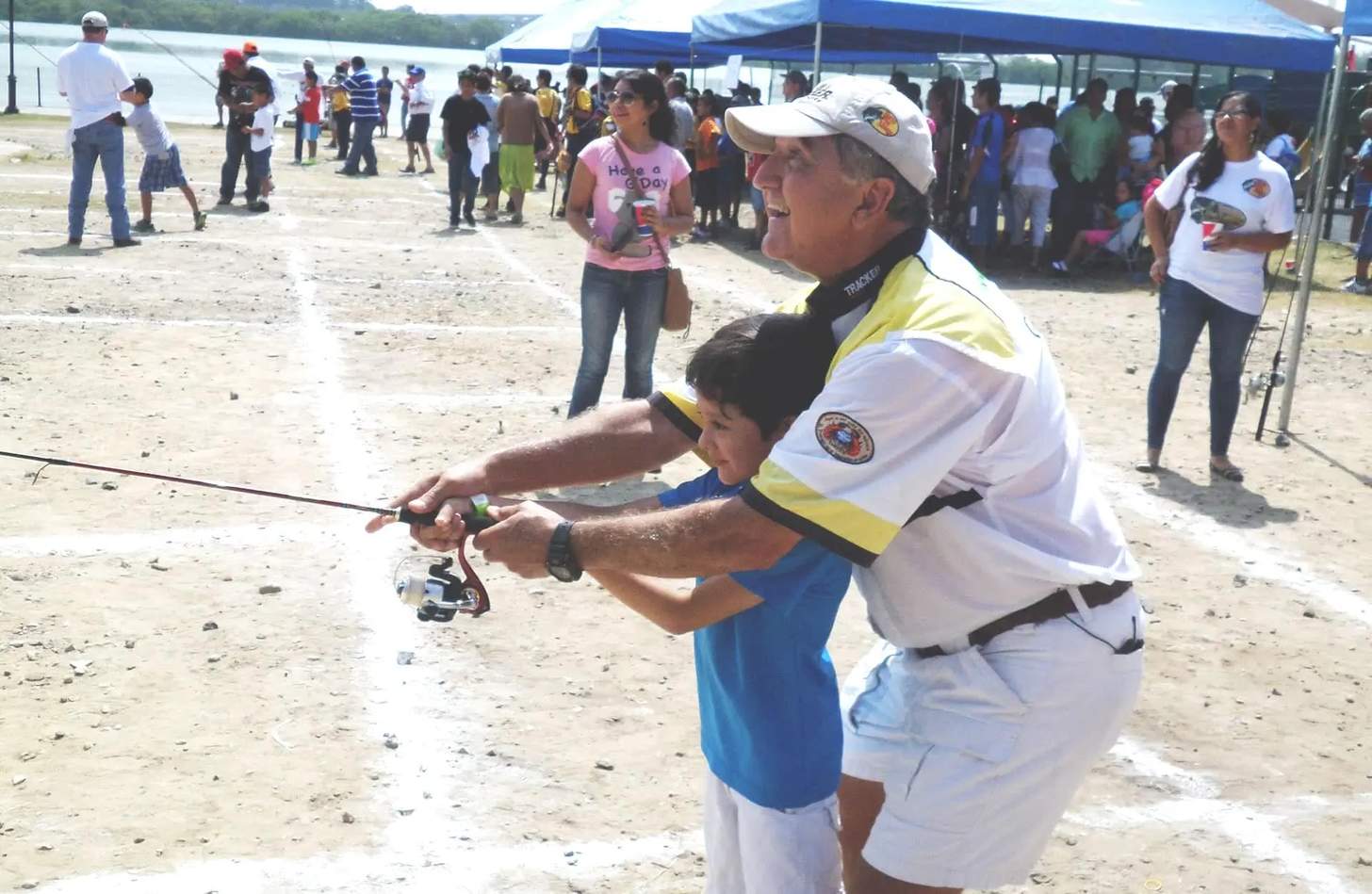 Vamos a Pescar | Fishing with a Hispanic View