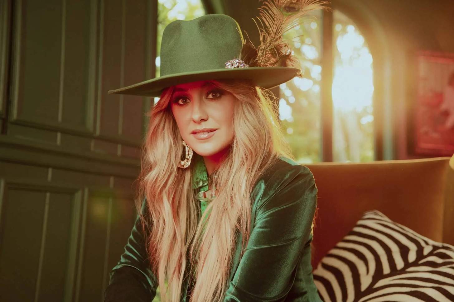 Lainey Wilson: Raised on Faith, Family & the Outdoors