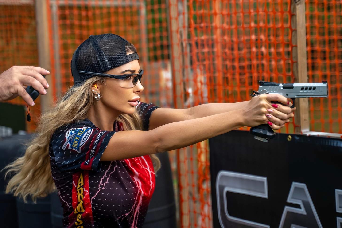 Meet Hot Shot Super Woman Jamie Villamor