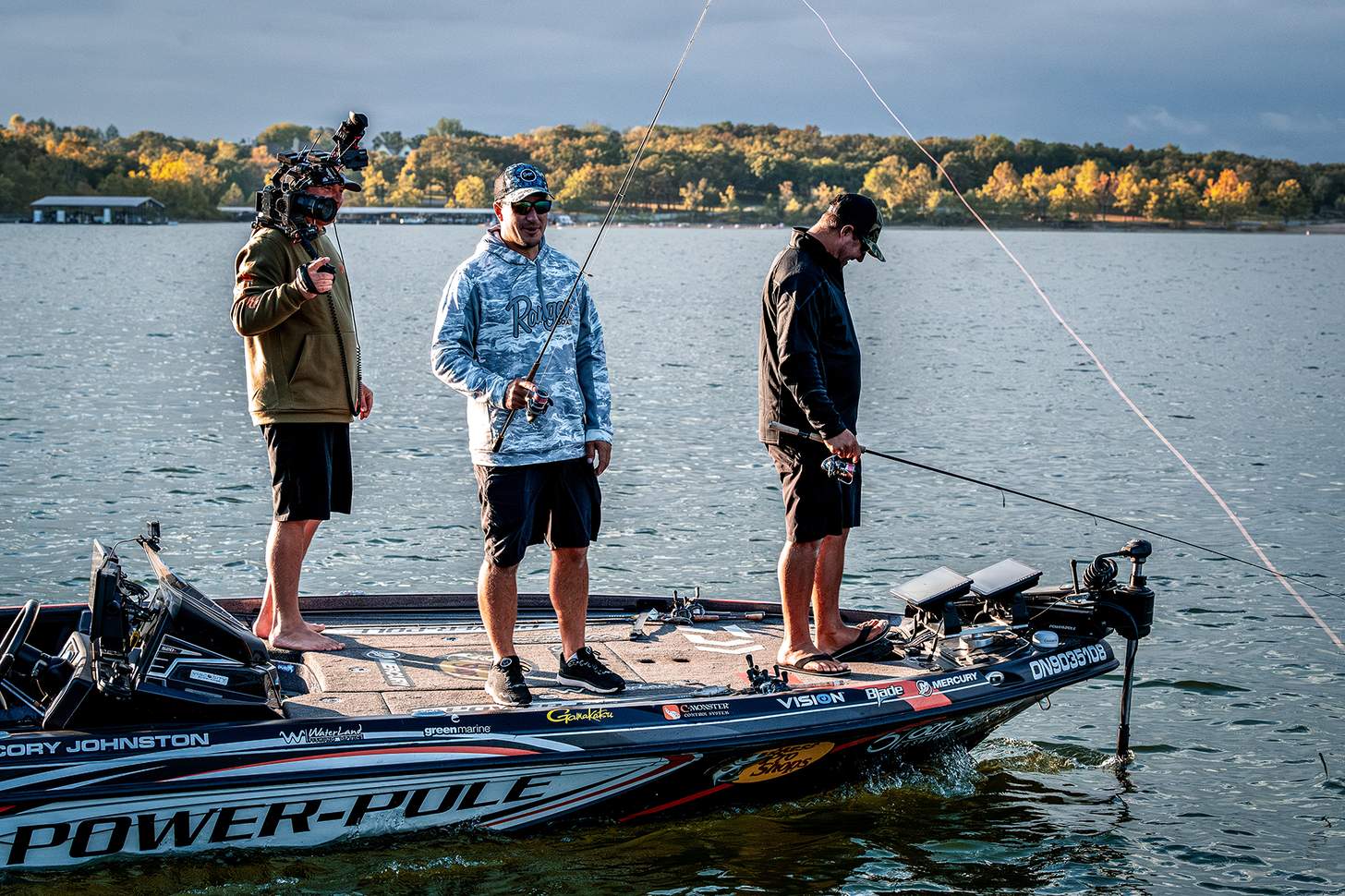 forward facing sonar bassmaster