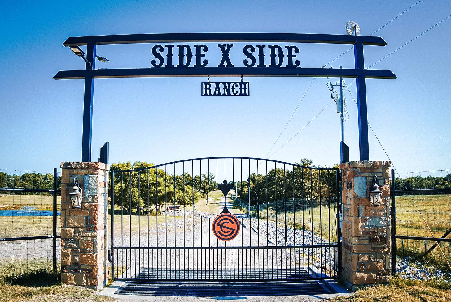 the side x side ranch gate