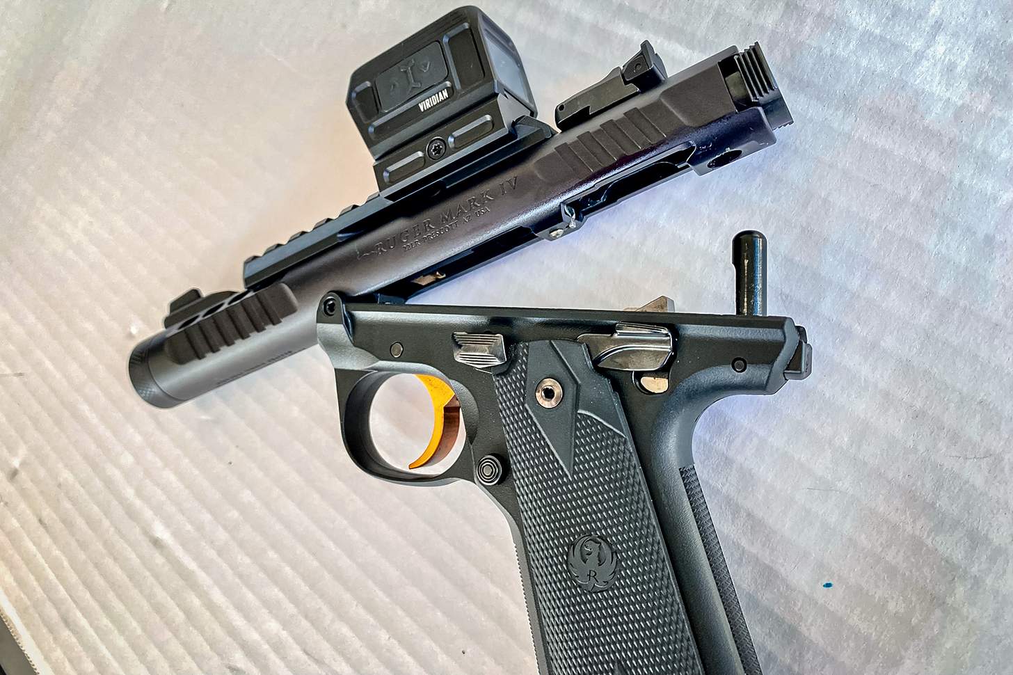 the receiver separated from the frame