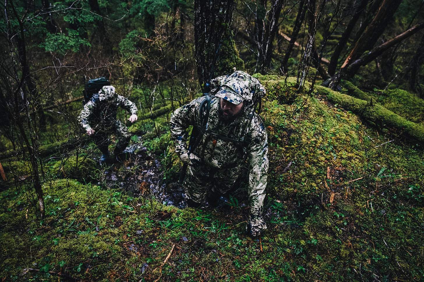 A Navy SEAL’s Guide To Not Losing Your Mind In the Deer Stand