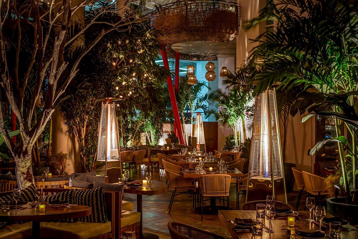 Komodo restaurant patio