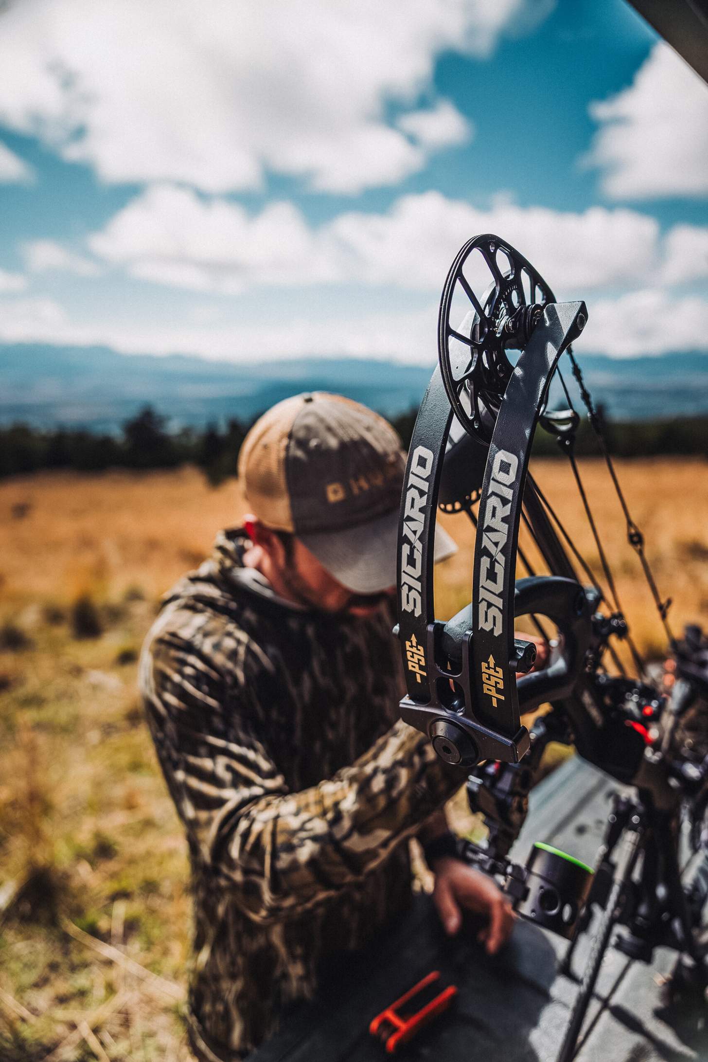 PSE Sicario Compound Bow bowhunting