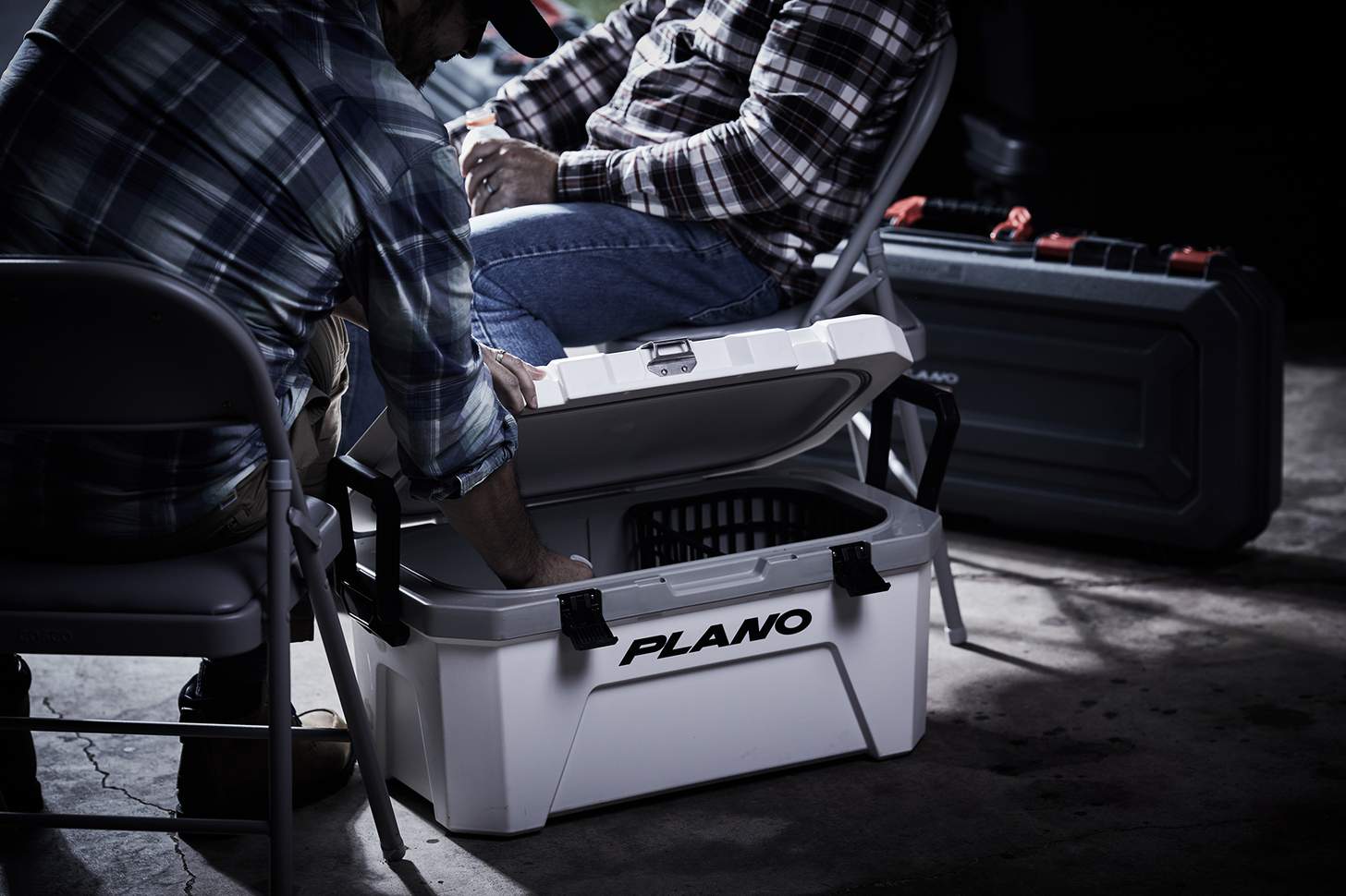 Plano FROST Cooler - 30 liter size