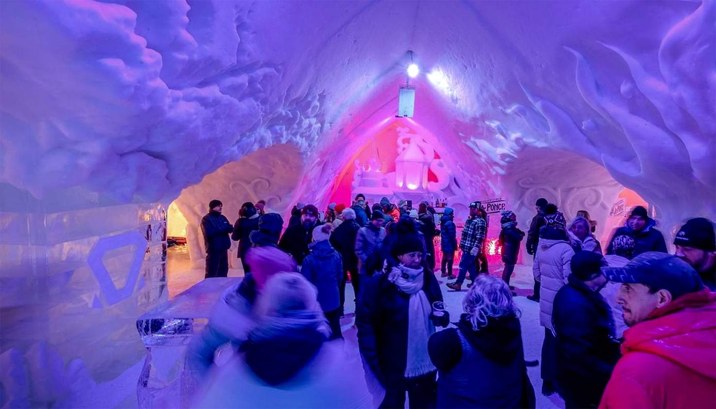 Hôtel de Glace in Canada
