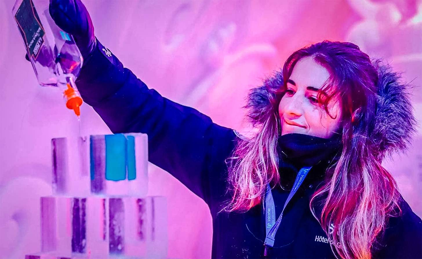 Hôtel de Glace in Canada