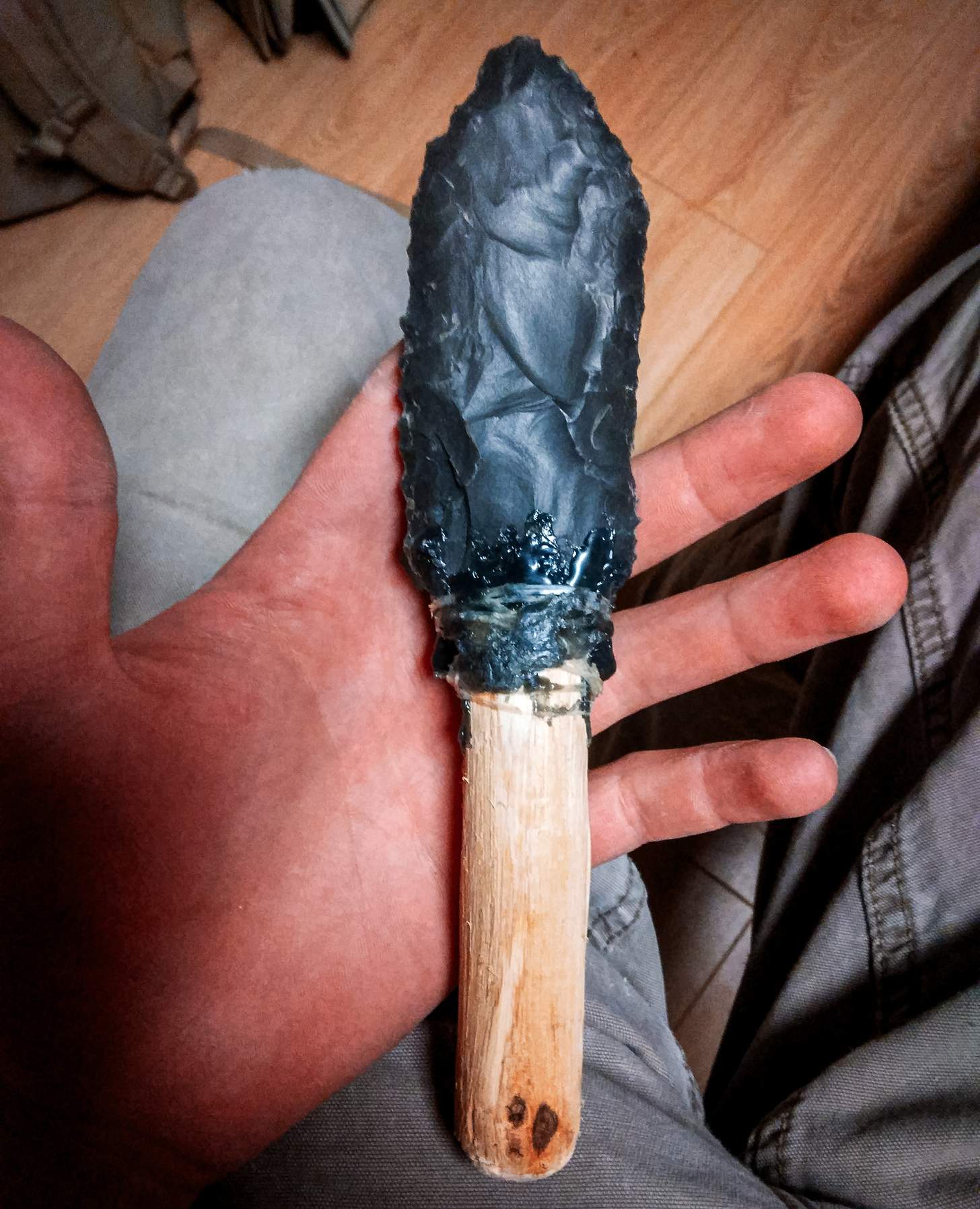 flint knife with handle