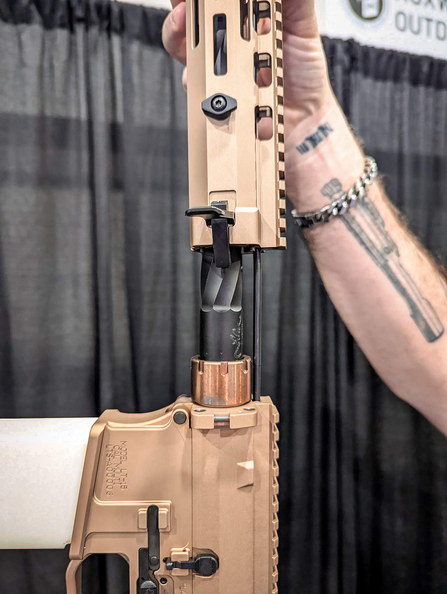 LaRue Tactical LT15 Complete Rifle removing handguard