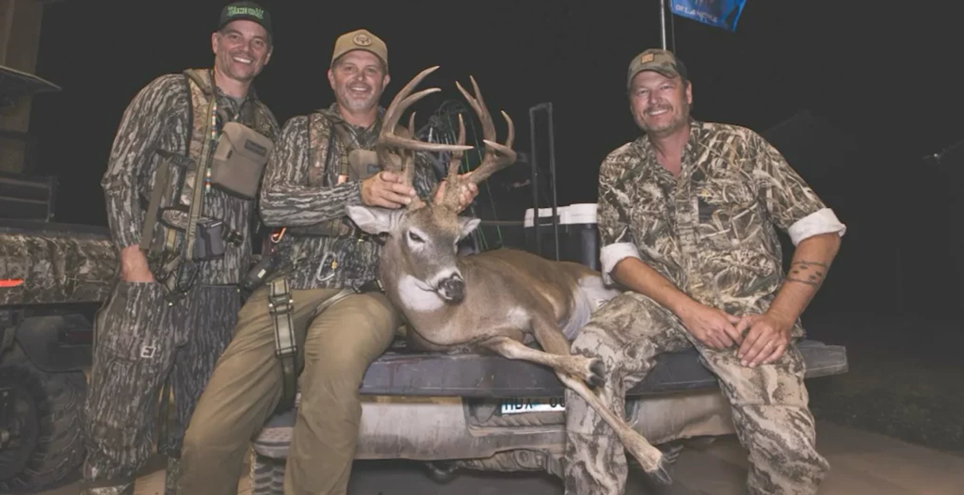 Blake Shelton with Michael Waddell and Nick Mundt