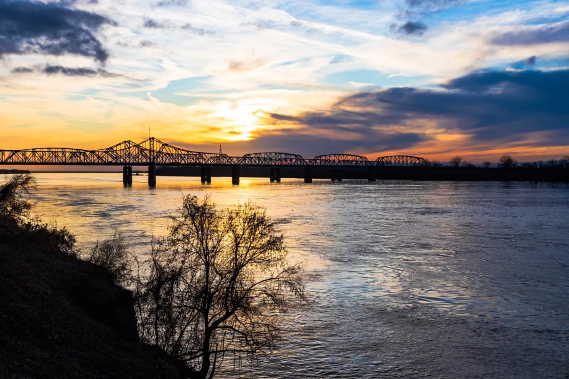 Great River Road (Minnesota to Louisiana)