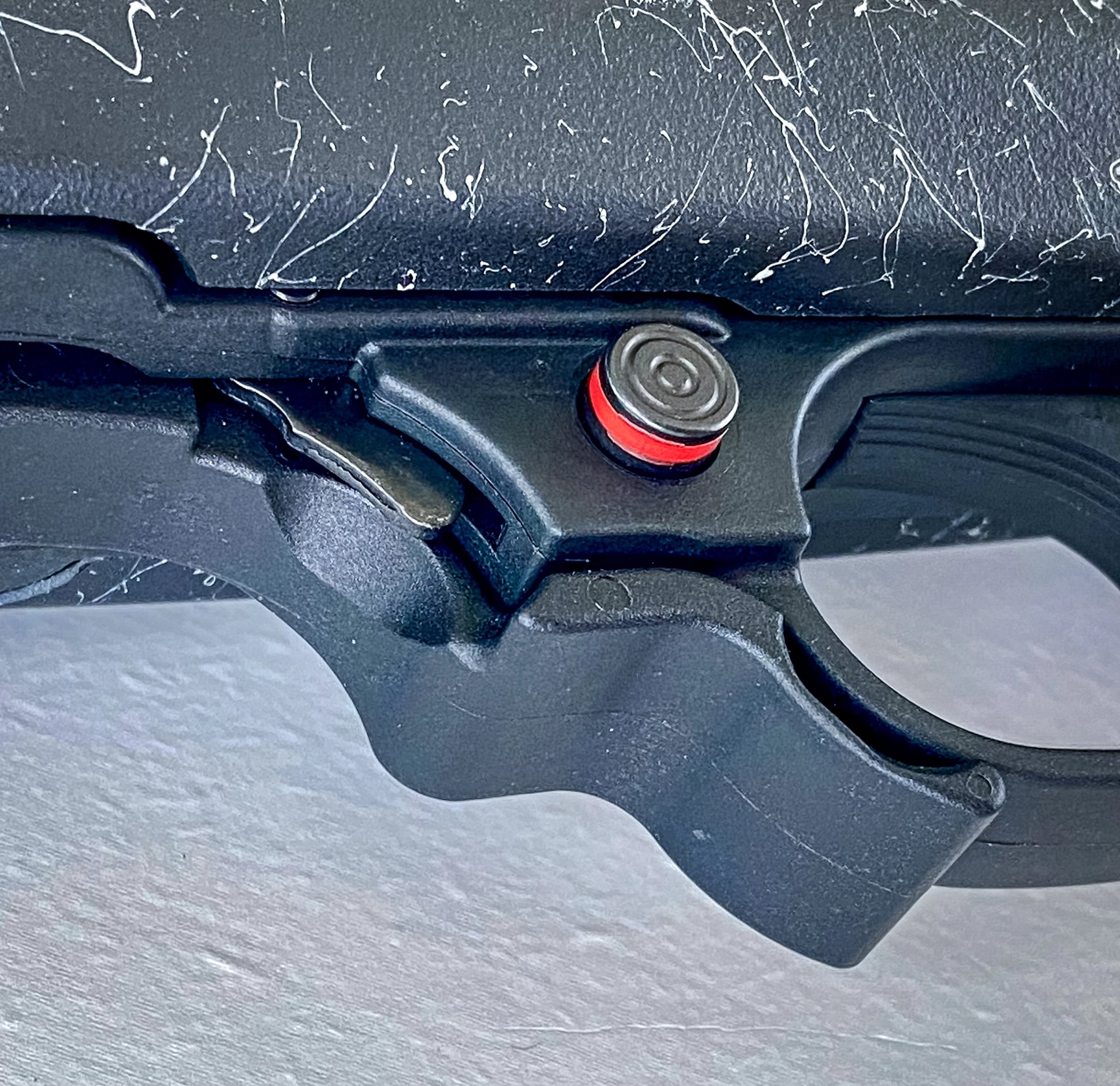 the manual safety of the Ruger 10/22 Carbon Fiber rifle