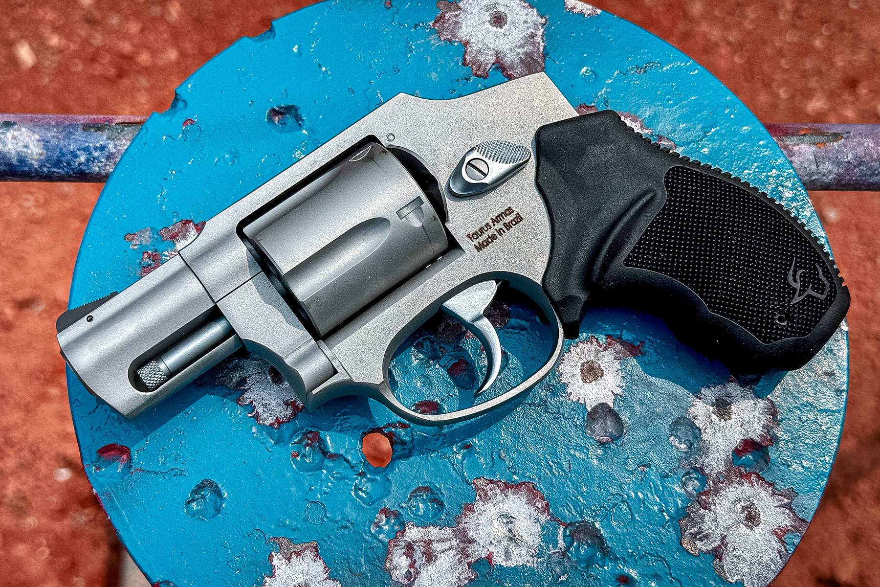 taurus 650 revolver on a steel plate