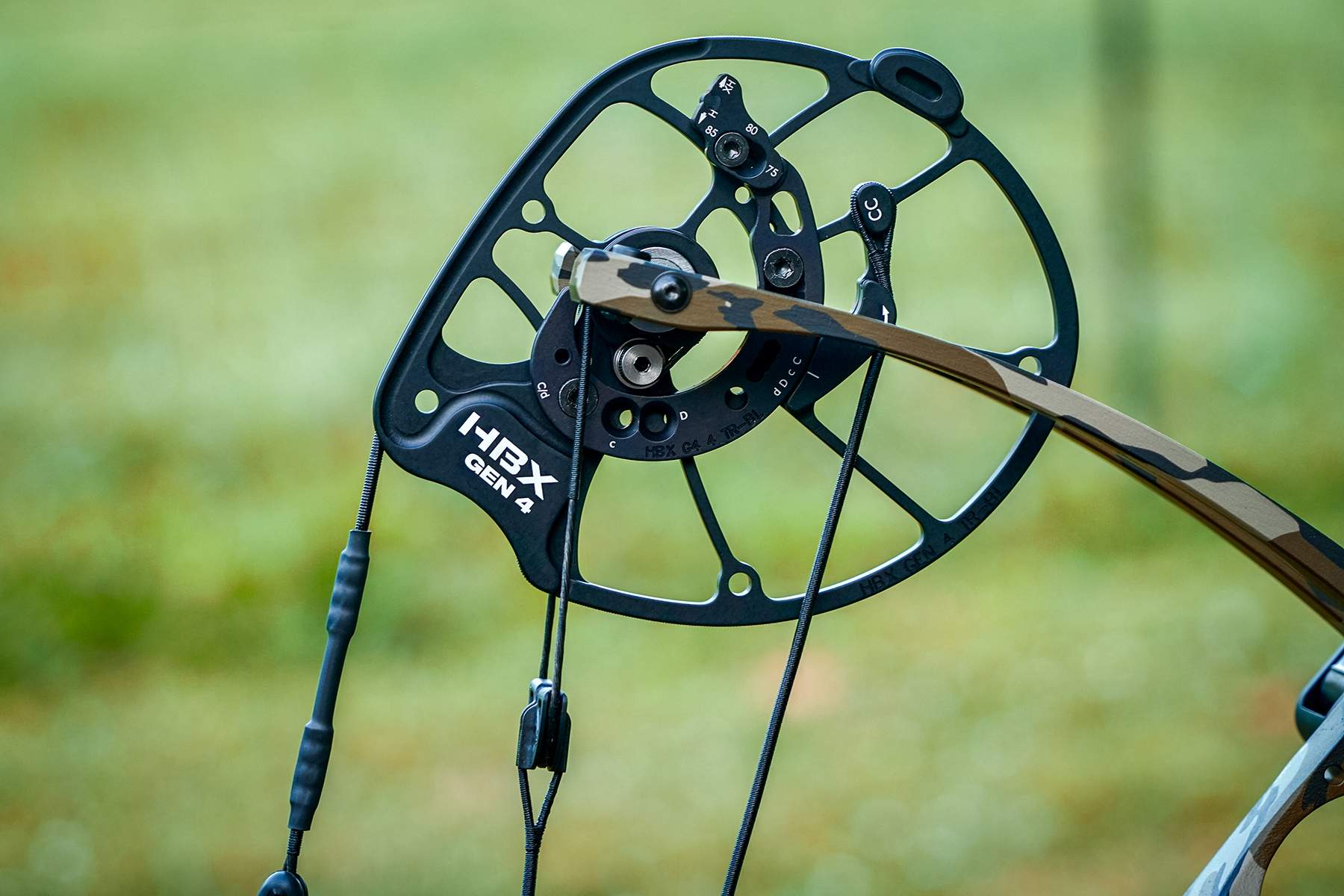 Hoyt Alpha AX-2 29 HBC Gen 4 cam