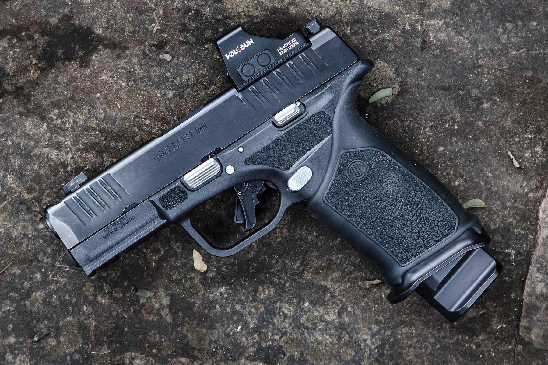 LTT Hellcat Pro with red dot