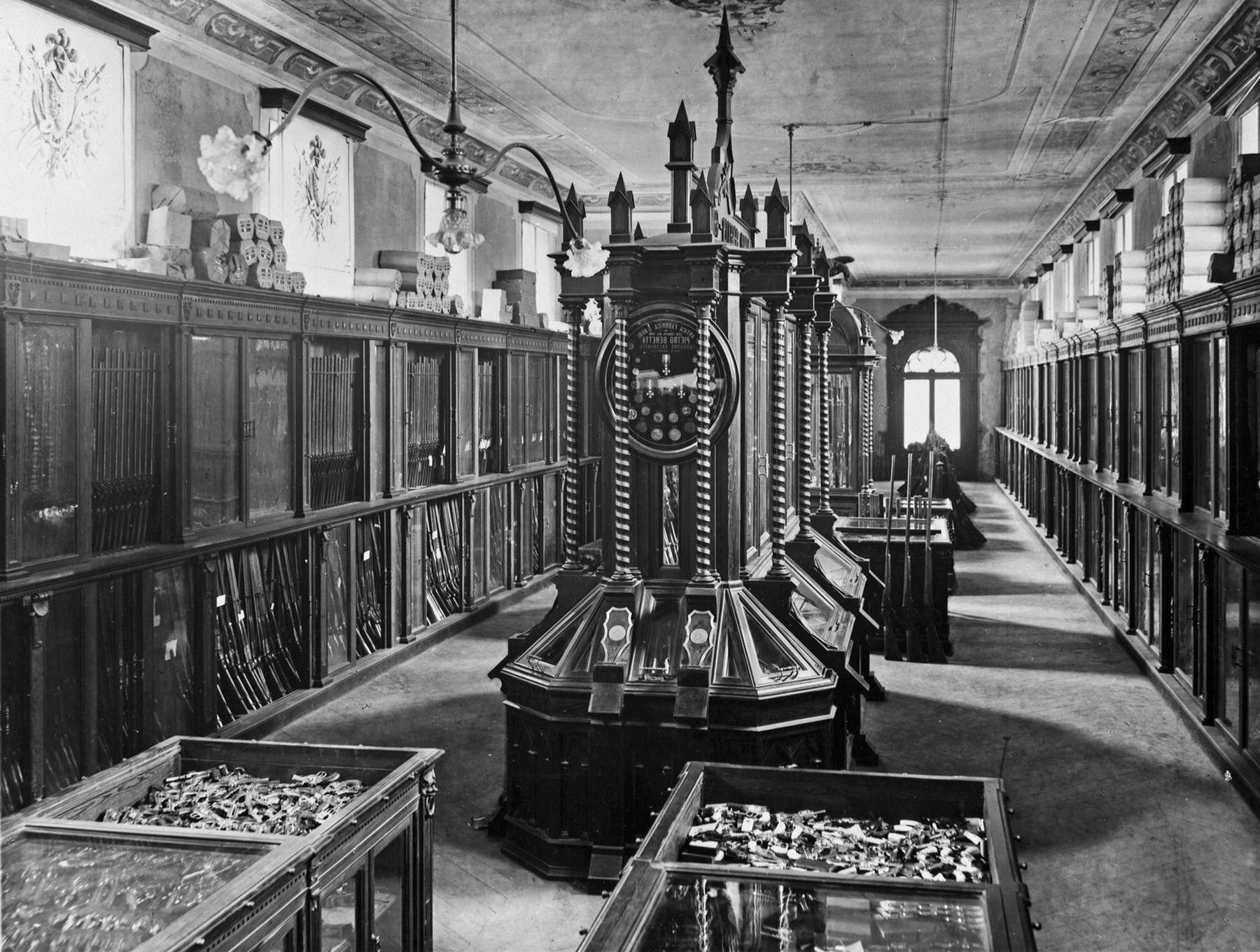 Old photo of beretta's first showroom