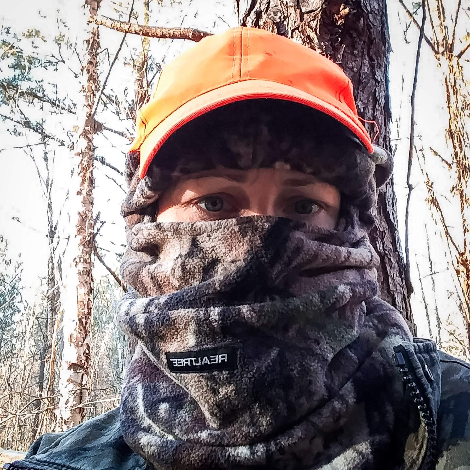 hunter wearing a face gaiter