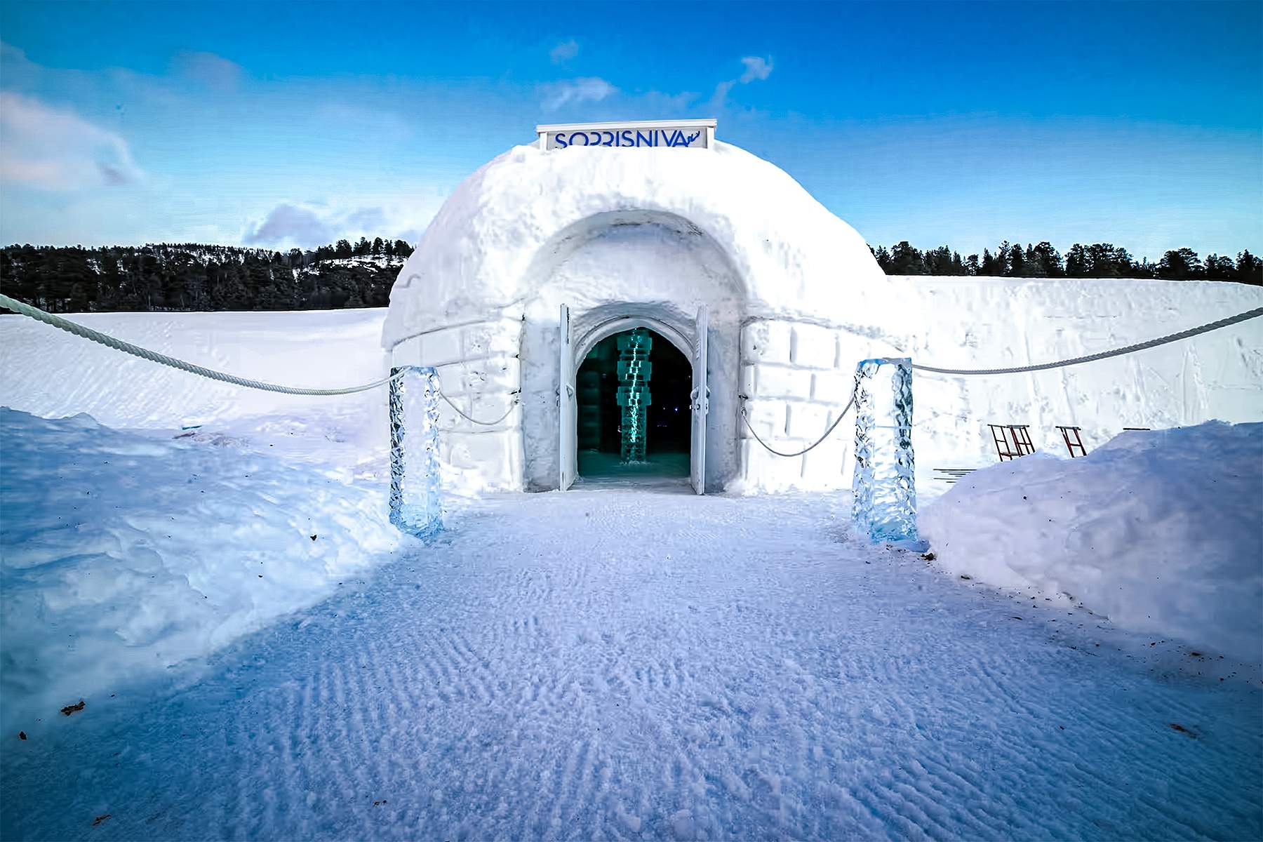 Sorrisniva Igloo Hotel and Ice Bar