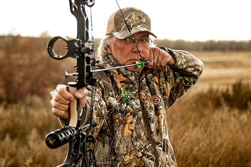  Jackie Bushman huntingBuckmaster General: Jackie Bushman